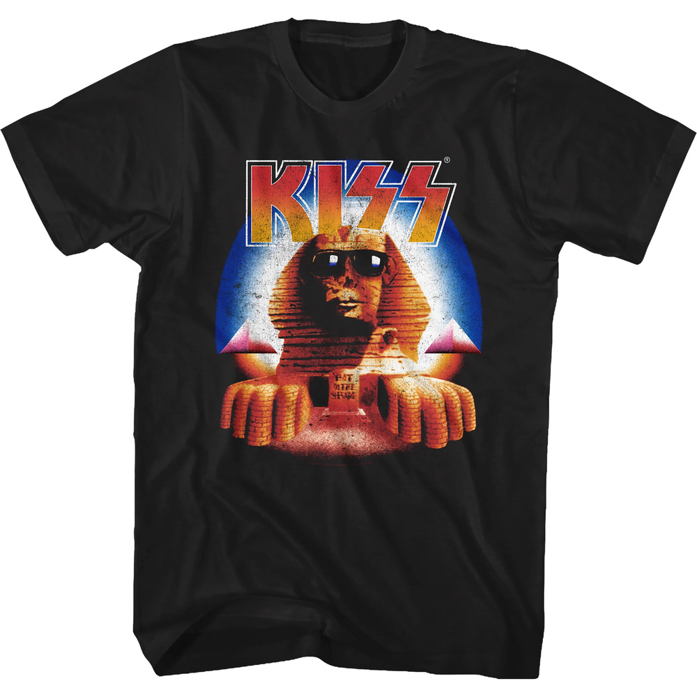 Hot In The Shade Kiss Tshirt
